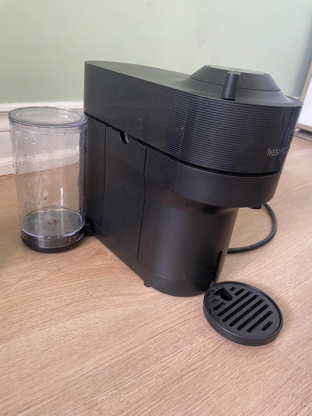 Nespresso VertuoPlus Coffee Machine with Aeroccino Milk Frother - photo 2