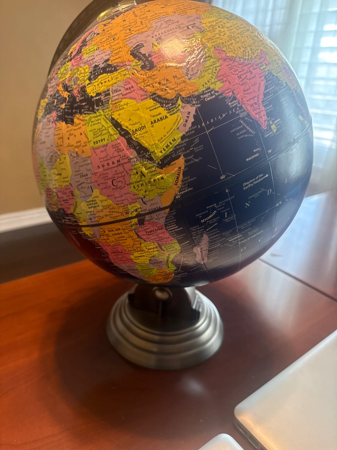 Globe