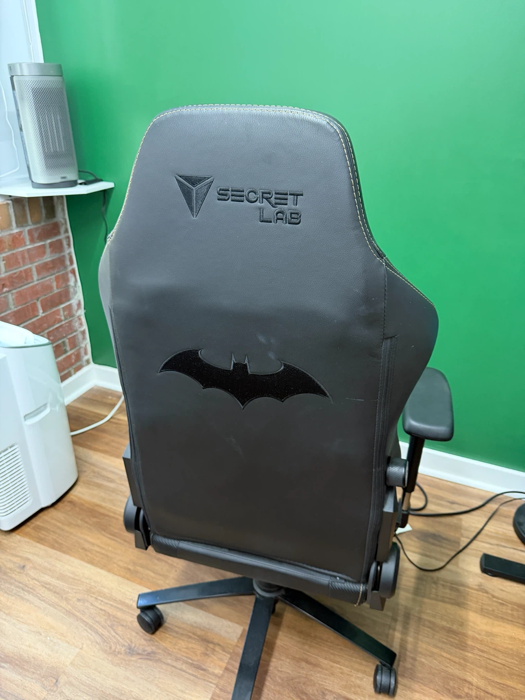 Secretlab Batman Gaming Chair - photo 2