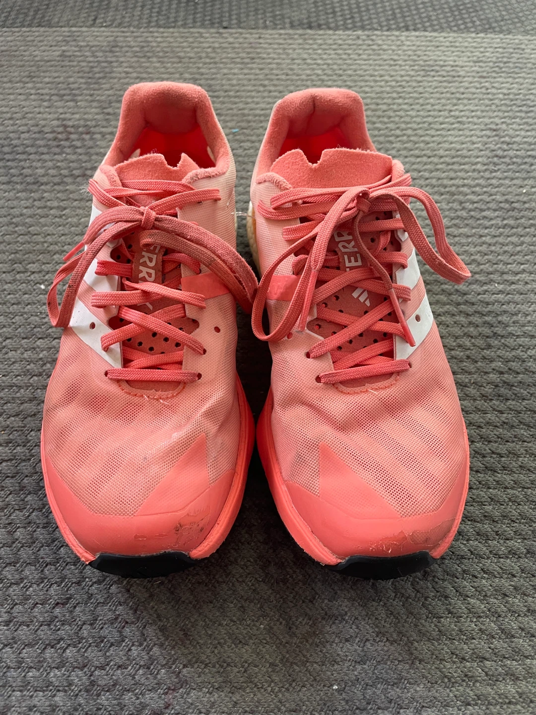 Women’s runners Sz 5 - photo 2