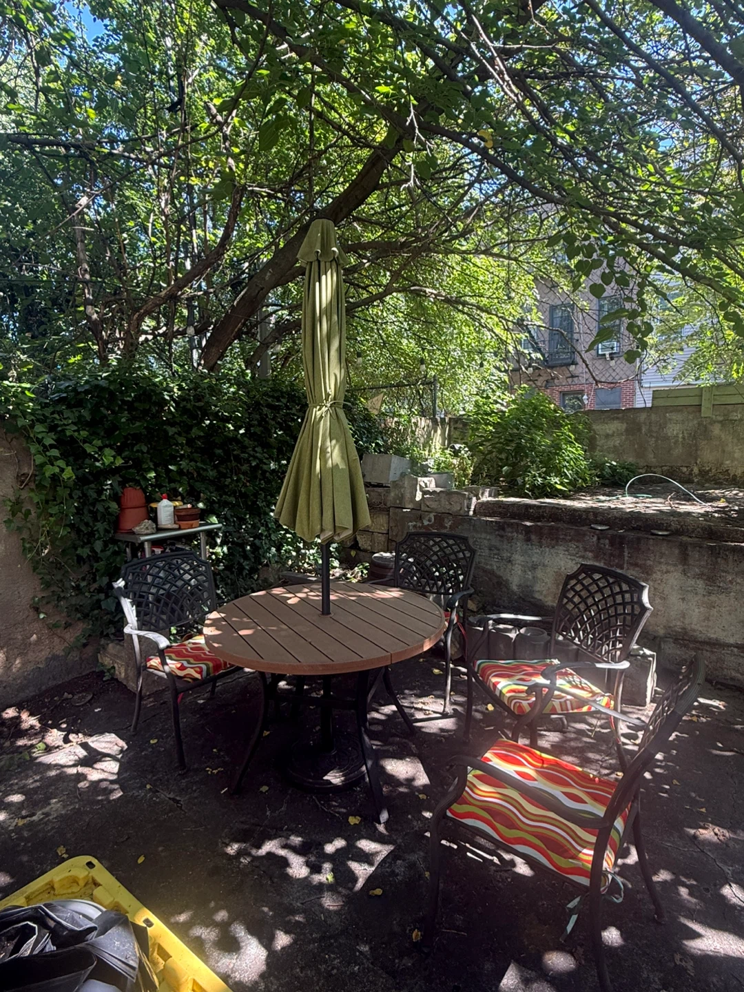 Round Patio Table and Chairs Set with Umbrella