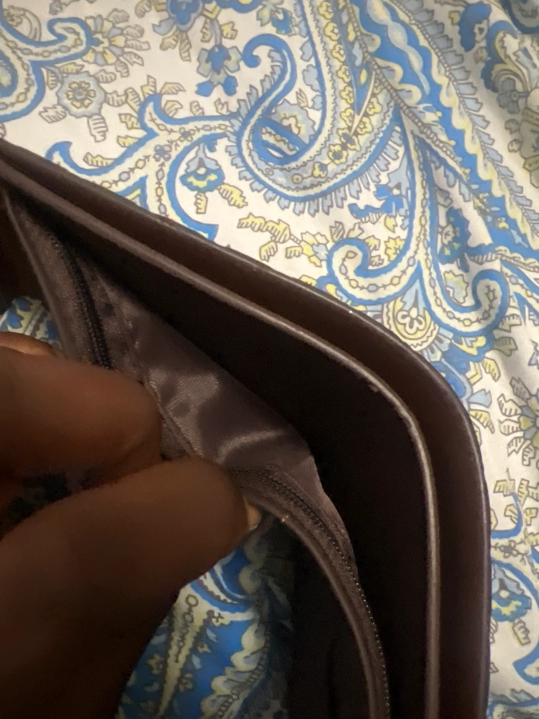 Gucci Brown Bi-Fold Wallet - photo 3
