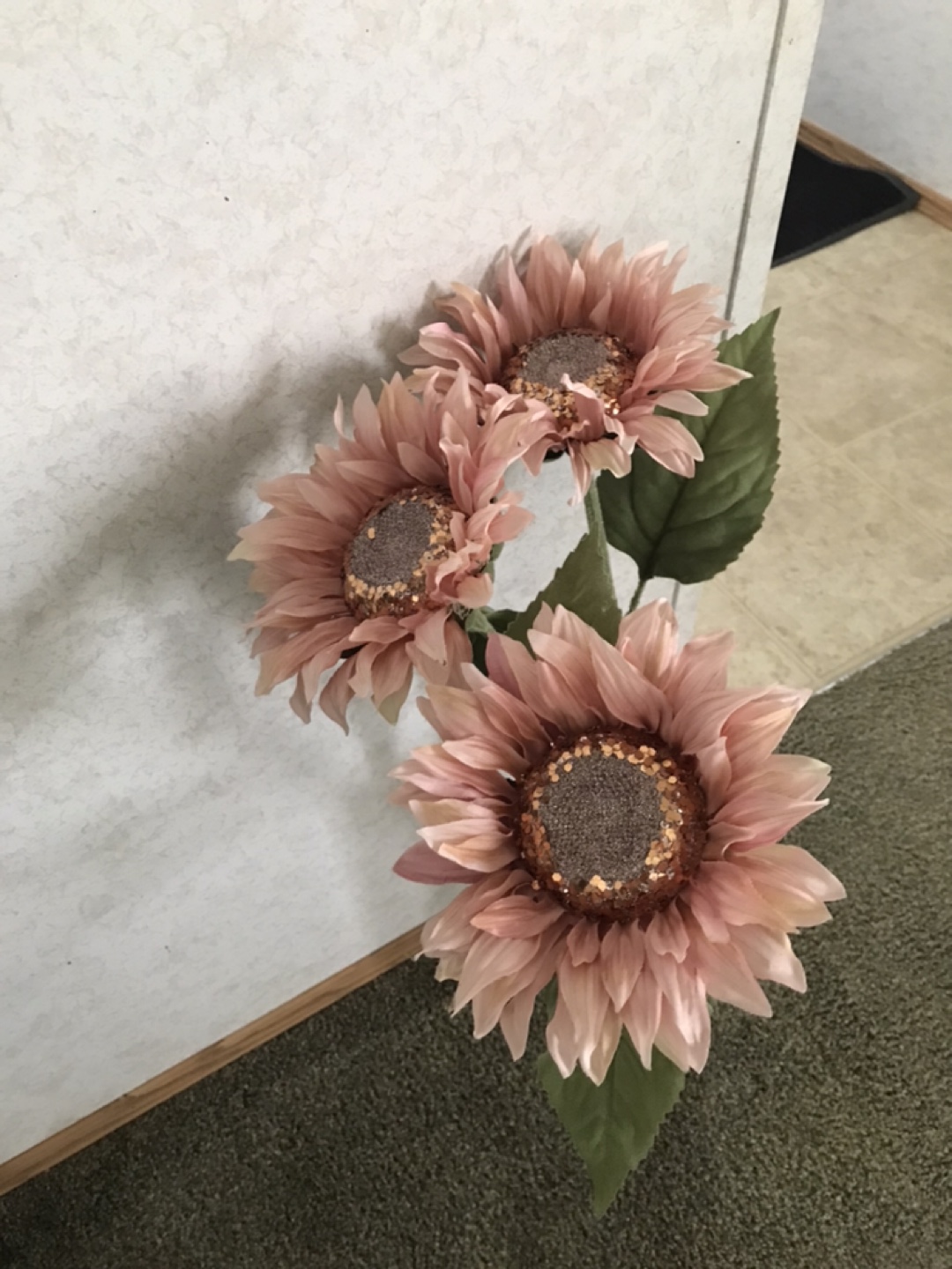 Pink Floral Arrangement in Glass Vase - photo 2