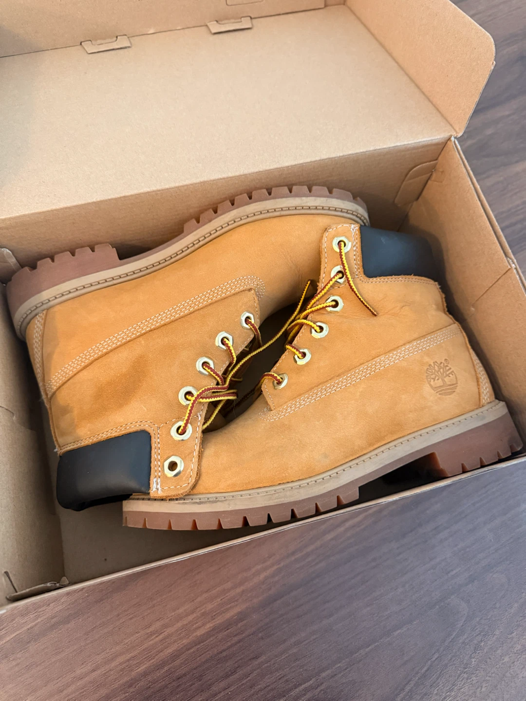 NEW Timberland Boys Boots Size 36 (US 4)