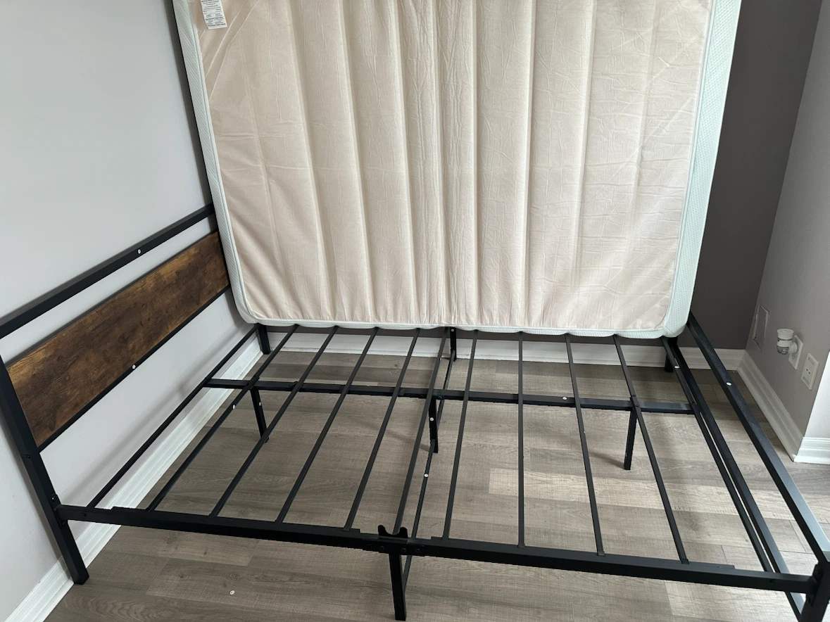 Queen Metal Platform Bed Frame & Zinus 12” Memory Foam Mattress - photo 4