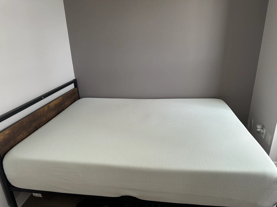 Queen Metal Platform Bed Frame & Zinus 12” Memory Foam Mattress - photo 5