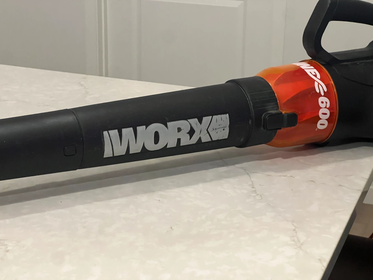 WORX 600 Electric Leaf Blower - photo 4