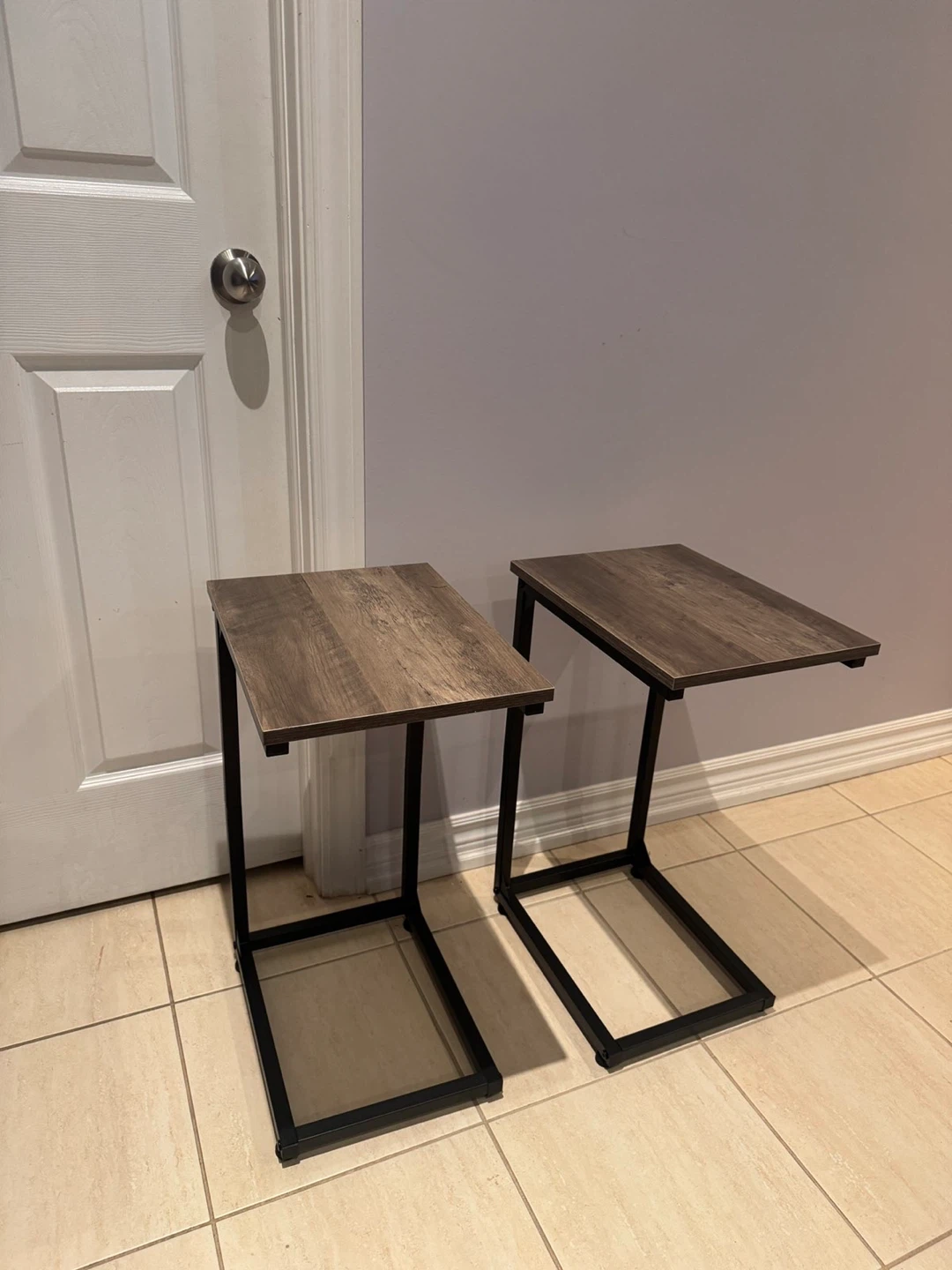 Set of 2 C-Shaped Side Tables