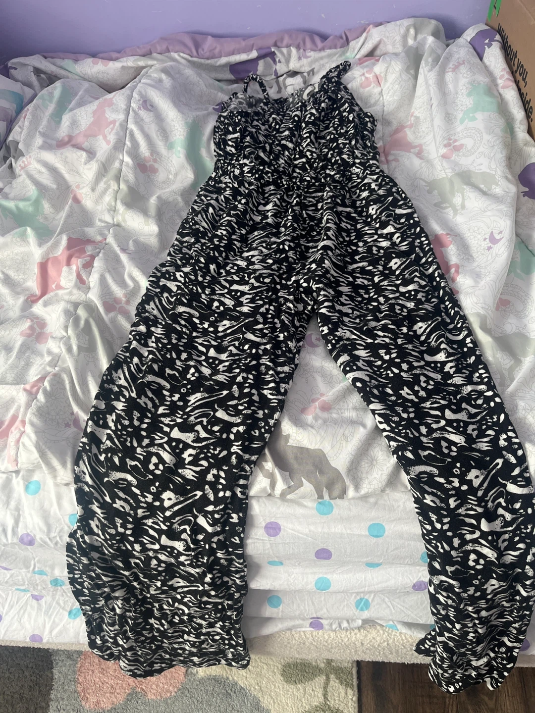 Urban kids  jump suit 14/16 large price negotiable