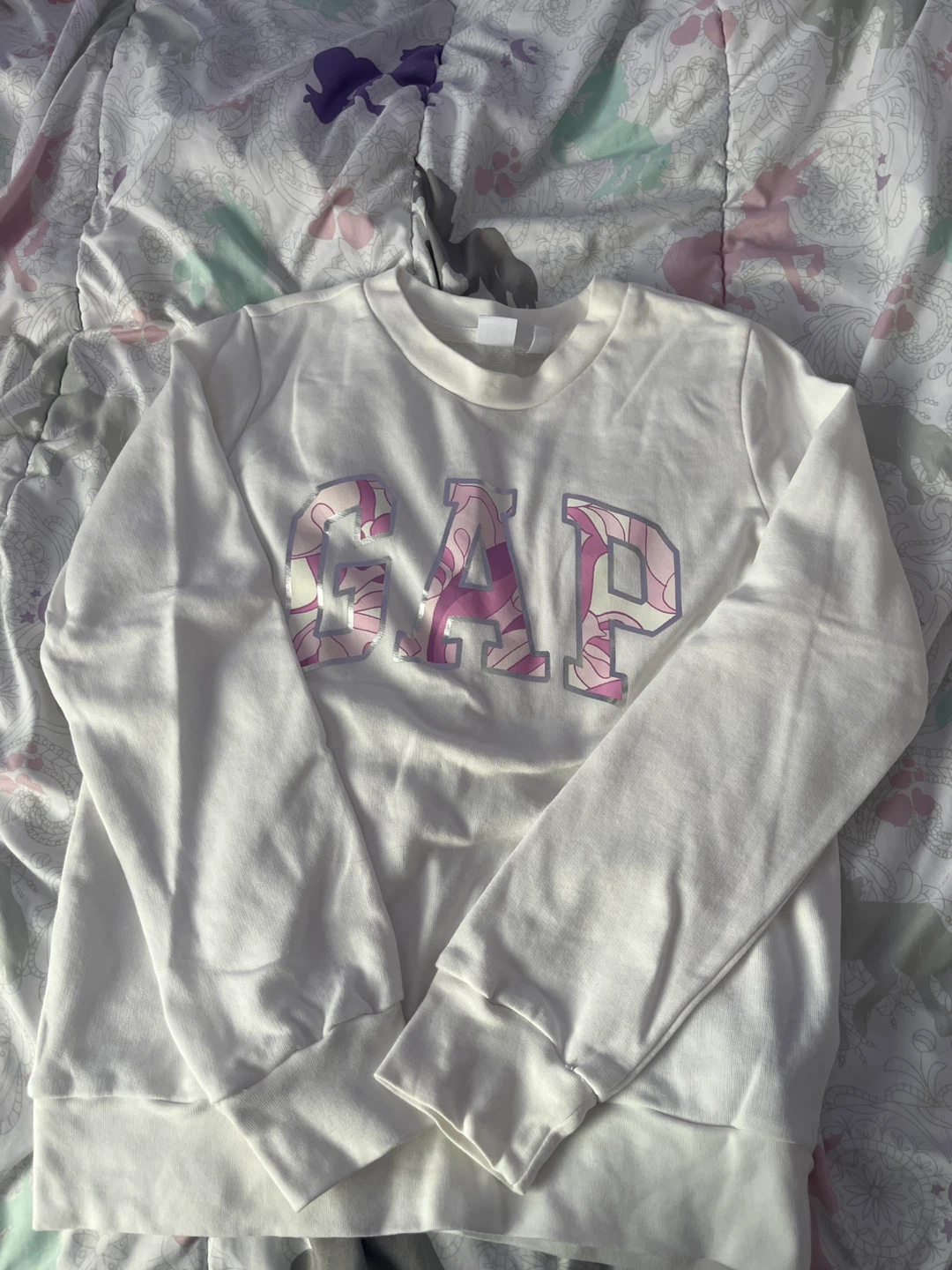 Gap White Sweatshirt with Pink Floral Logo medium