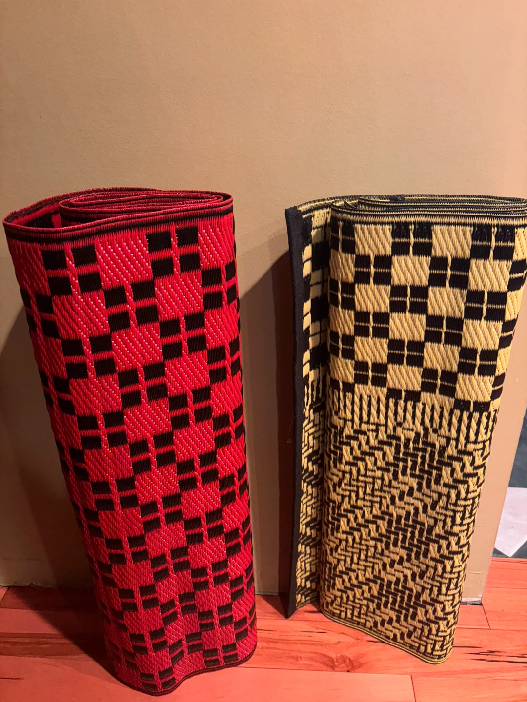 Set of Two Reversible Woven Mats