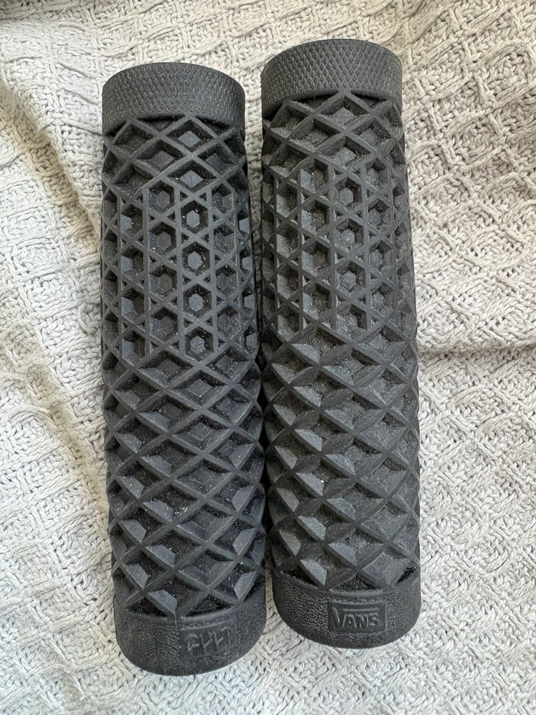 Black Vans cult bike grips
