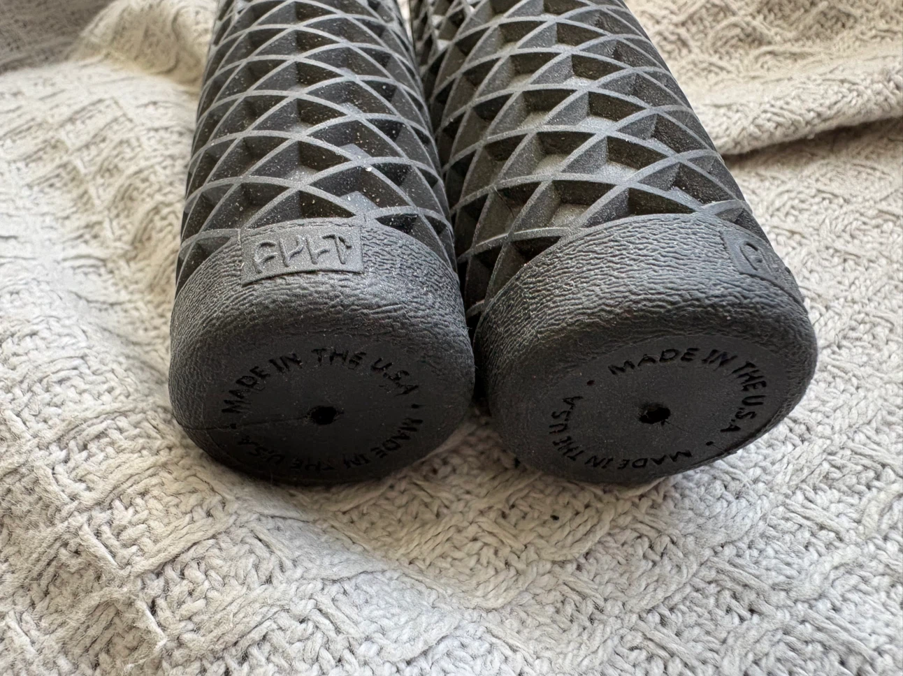 Black Vans cult bike grips - photo 2