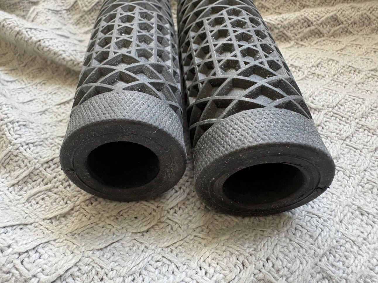 Black Vans cult bike grips - photo 3
