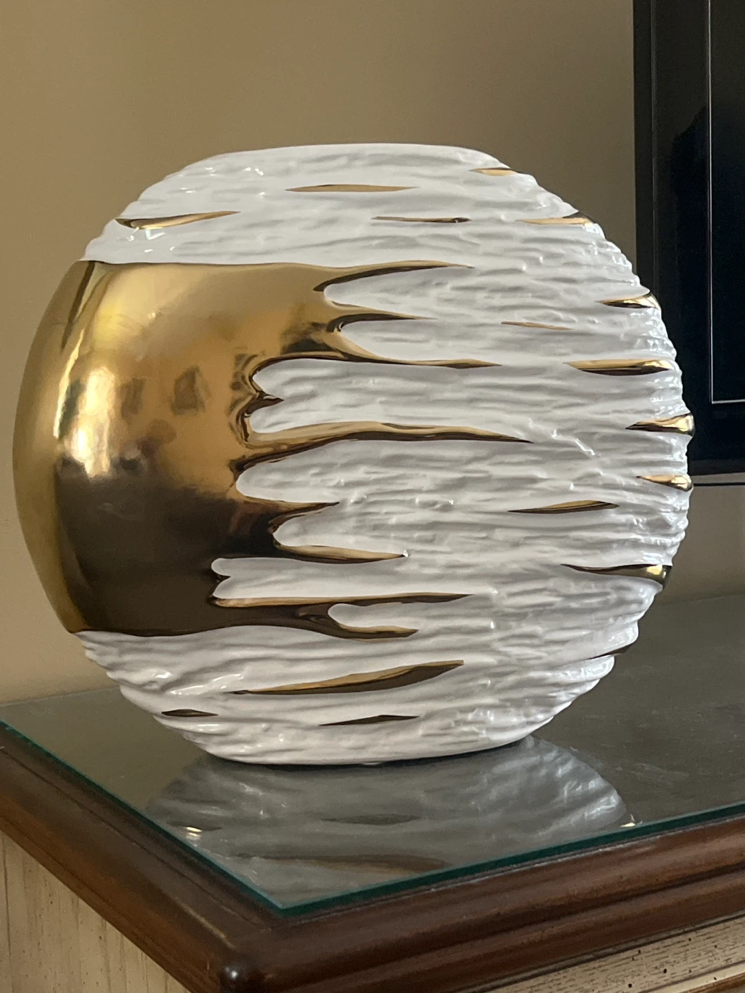 BNIB Stunning Large Metallic/White Ceramic Vase