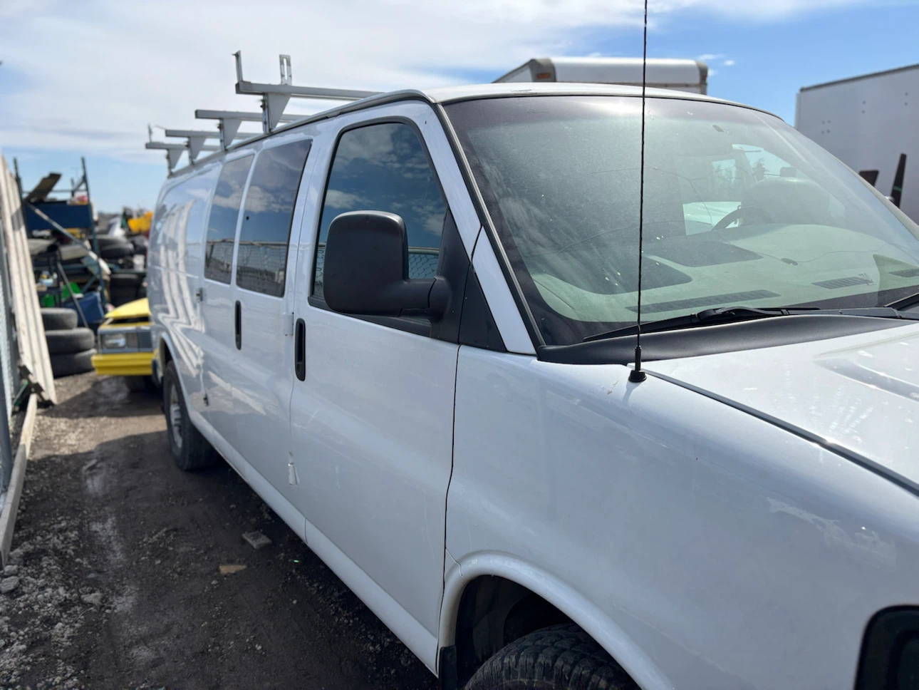 2014 Chevrolet Express Cargo Van - photo 5