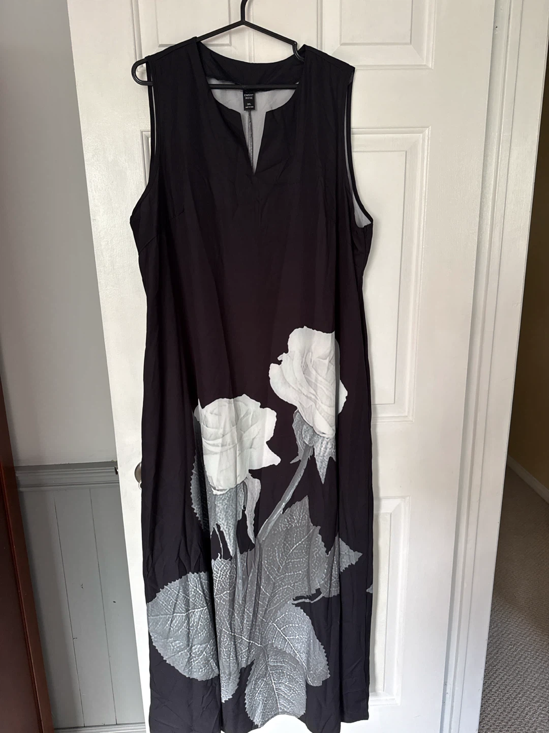 Beautiful Emery Rose Black Rose Print Maxi Dress 3XL