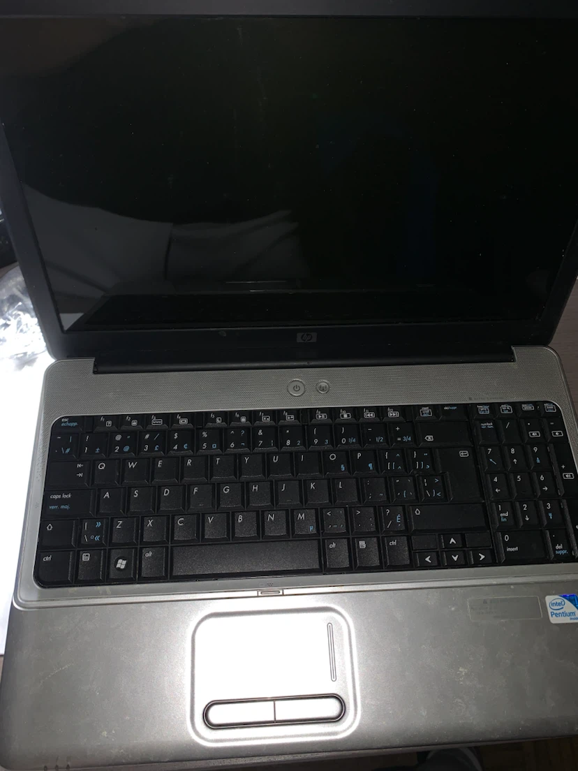 HP Laptop with Intel Pentium - photo 5