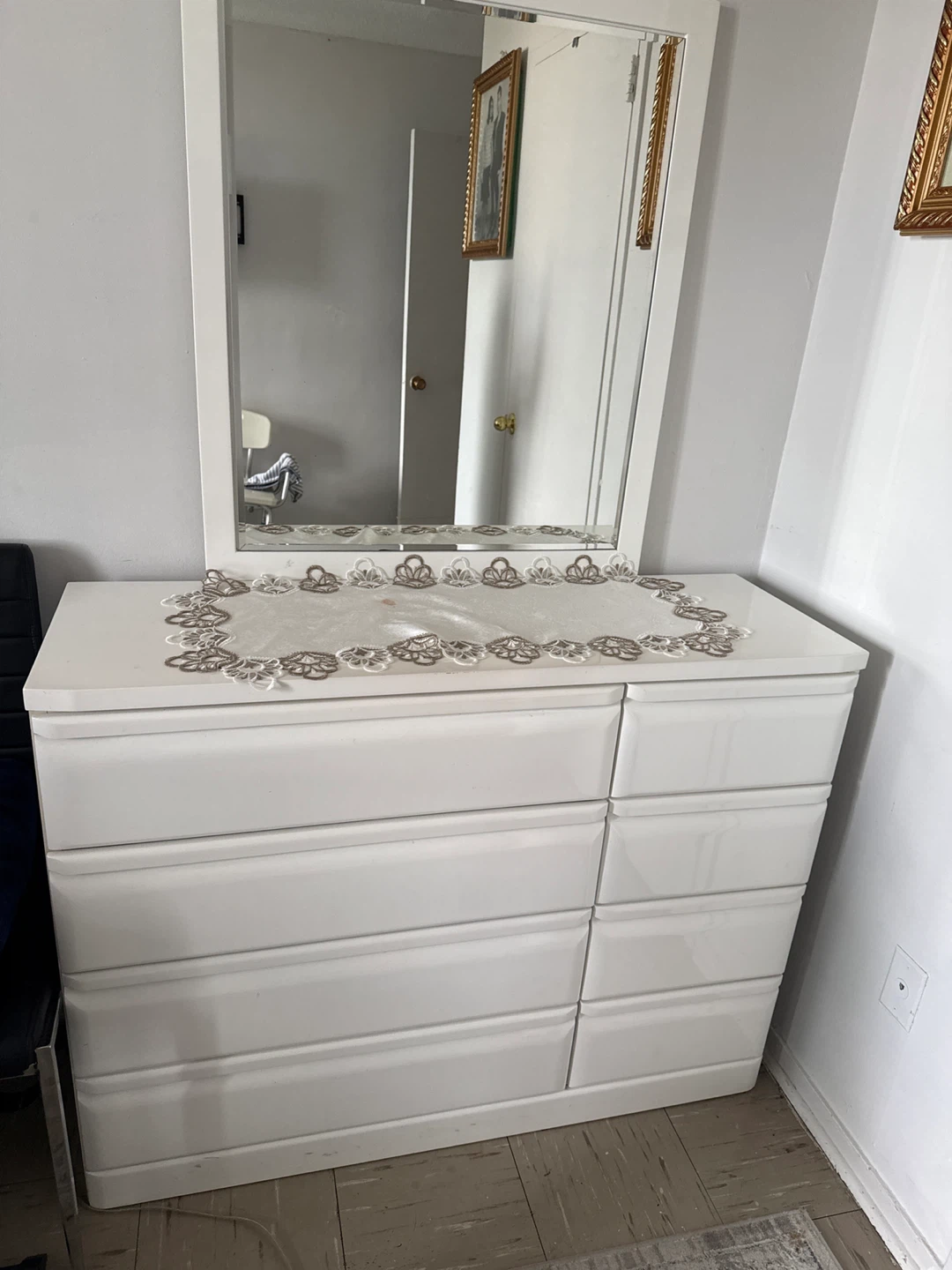 White Dresser with Mirror