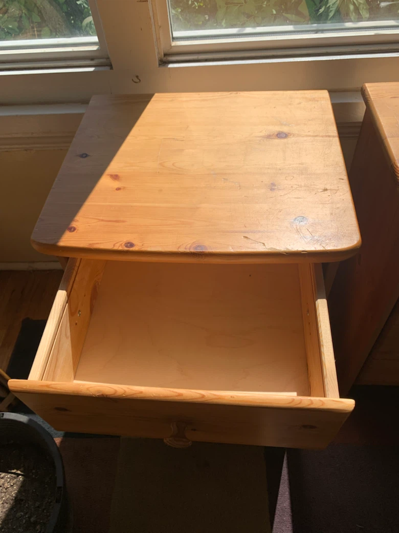 X2 Pine Wood Nightstand / End Table with 3 drawers - photo 2