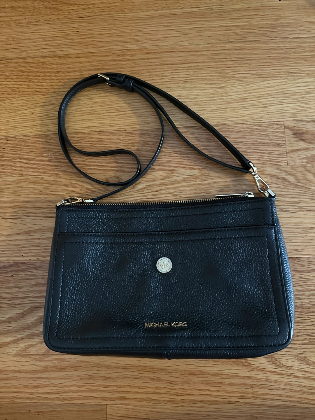Michael Kors Black Leather Clutch Crossbody Bag – MUST GO ASAP! - photo 2