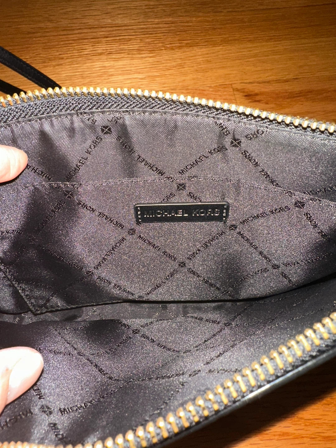 Michael Kors Black Leather Clutch Crossbody Bag – MUST GO ASAP! - photo 4
