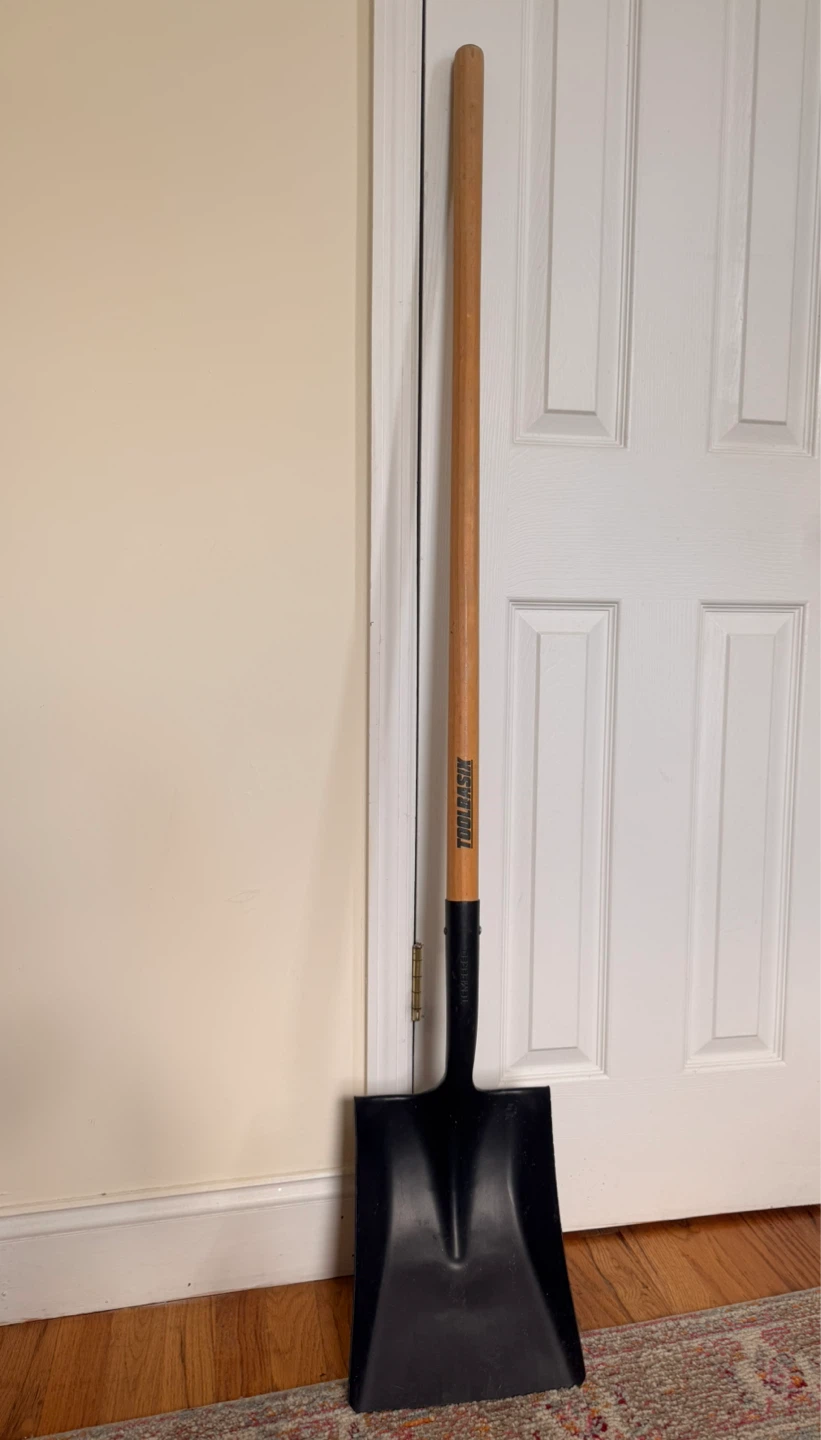 Toolbasix Long Handle Shovel