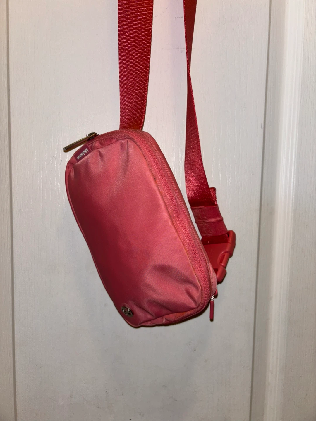 Lululemon Everywhere Belt Bag - Salmon Pink - photo 2