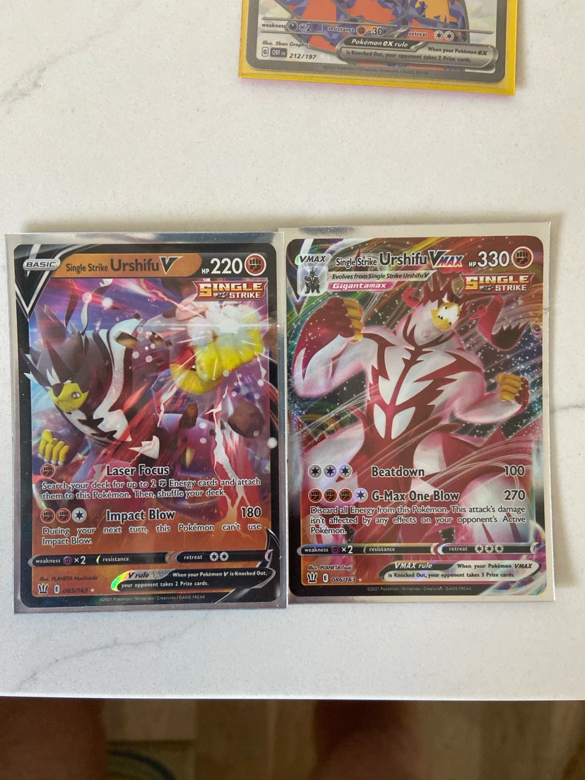 Pokemon Single Strike Urshifu V and VMAX Cards