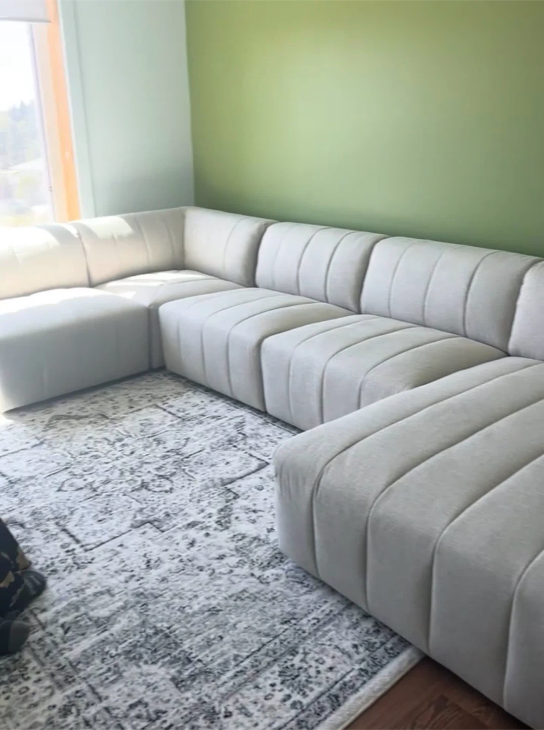 Moving Sale – 5-Piece Modular Sectional Couch | konto Furniture