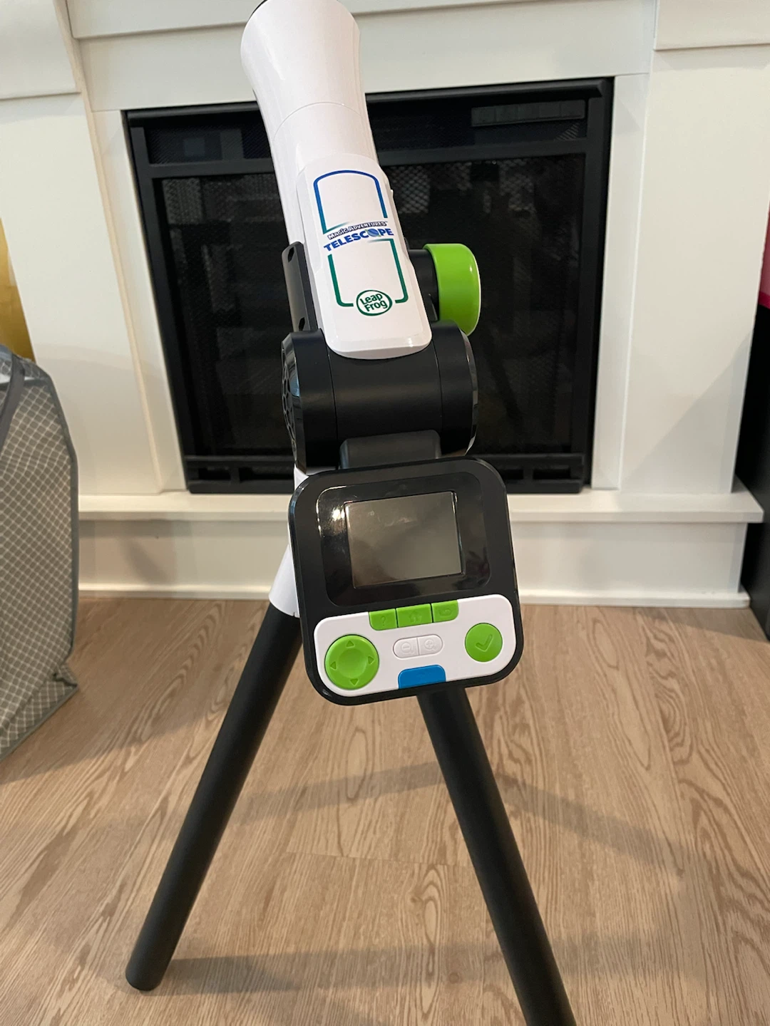 LeapFrog Educational Telescope