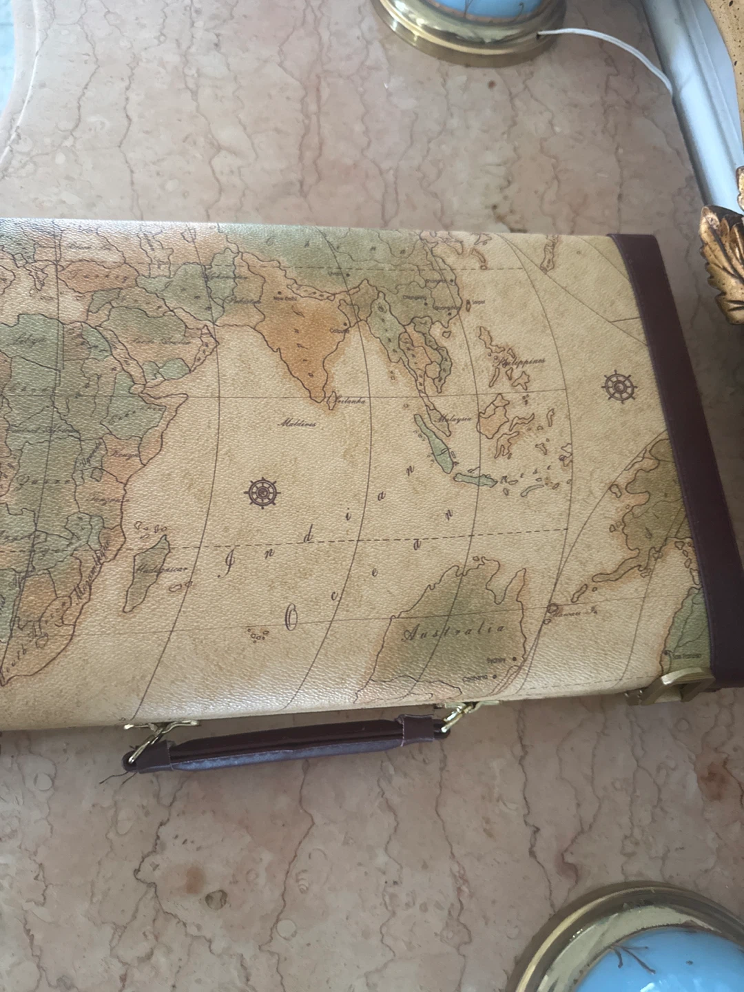 Vintage World Map Backgammon Set - photo 2