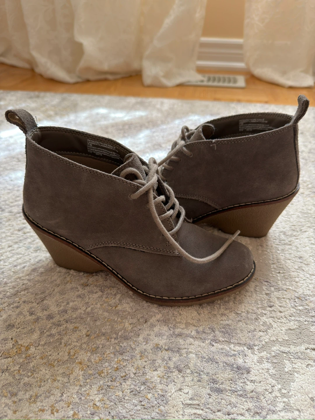 Suede Wedge Boots - size 7 - photo 2