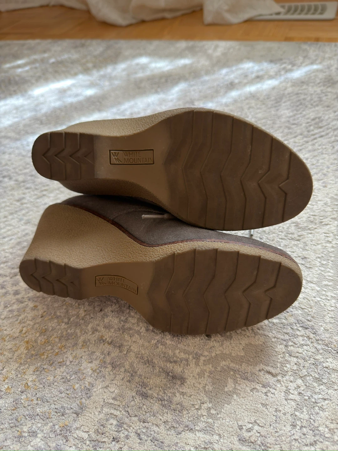 Suede Wedge Boots - size 7 - photo 4