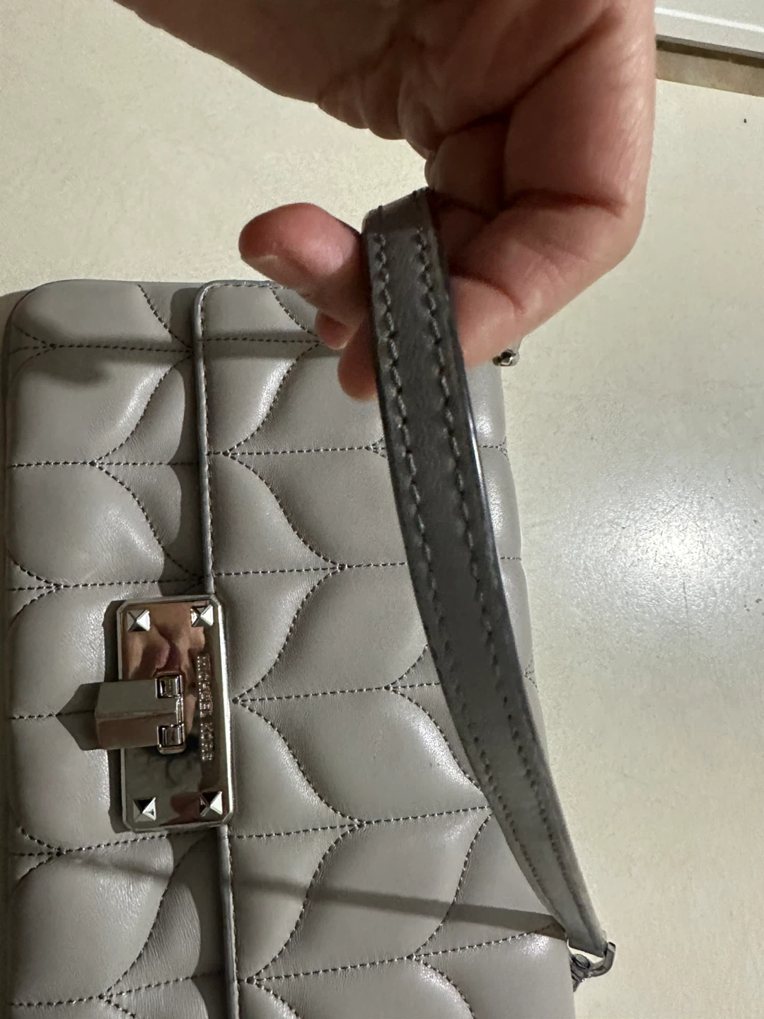 Michael Kors Quilted Shoulder Bag - Gray(Best offer) - photo 5