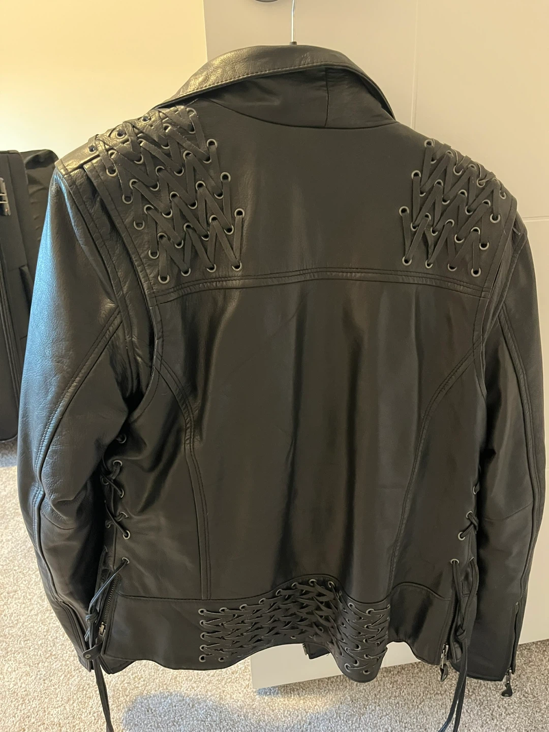 GOGI CLASSIC Black Leather Jacket with Lace-Up Detail - photo 2