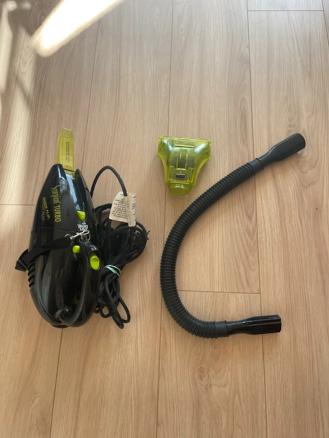 Dirt Devil Scorpion Turbo Handheld Vacuum - photo 3