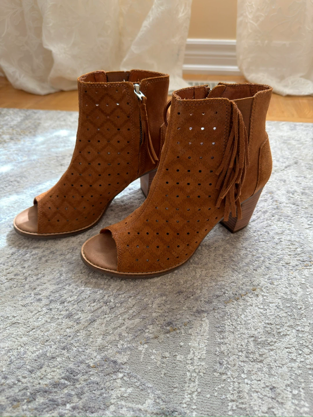 TOMS Suede Ankle Boots - photo 2