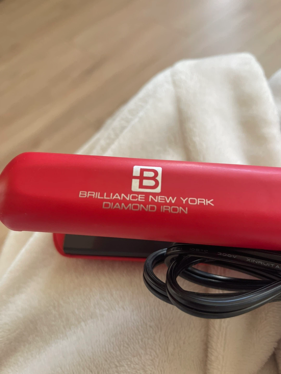 Brilliance New York Diamond Iron Hair Straightener - photo 4