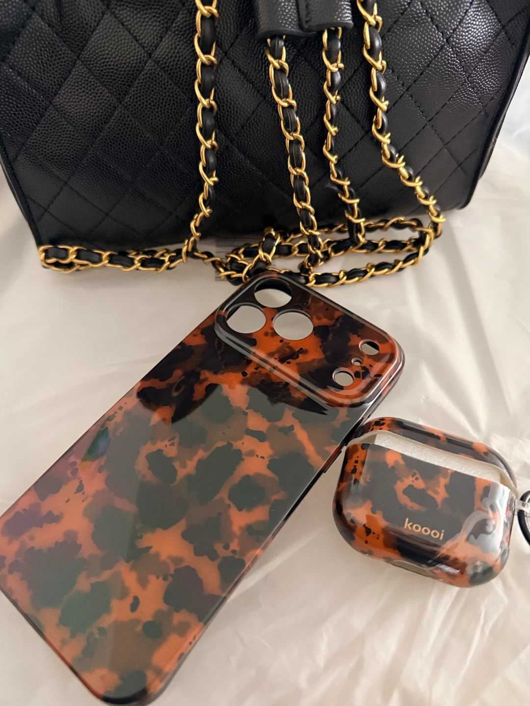 Koooi Tortoiseshell iPhone Case and AirPod 3 Case - photo 3