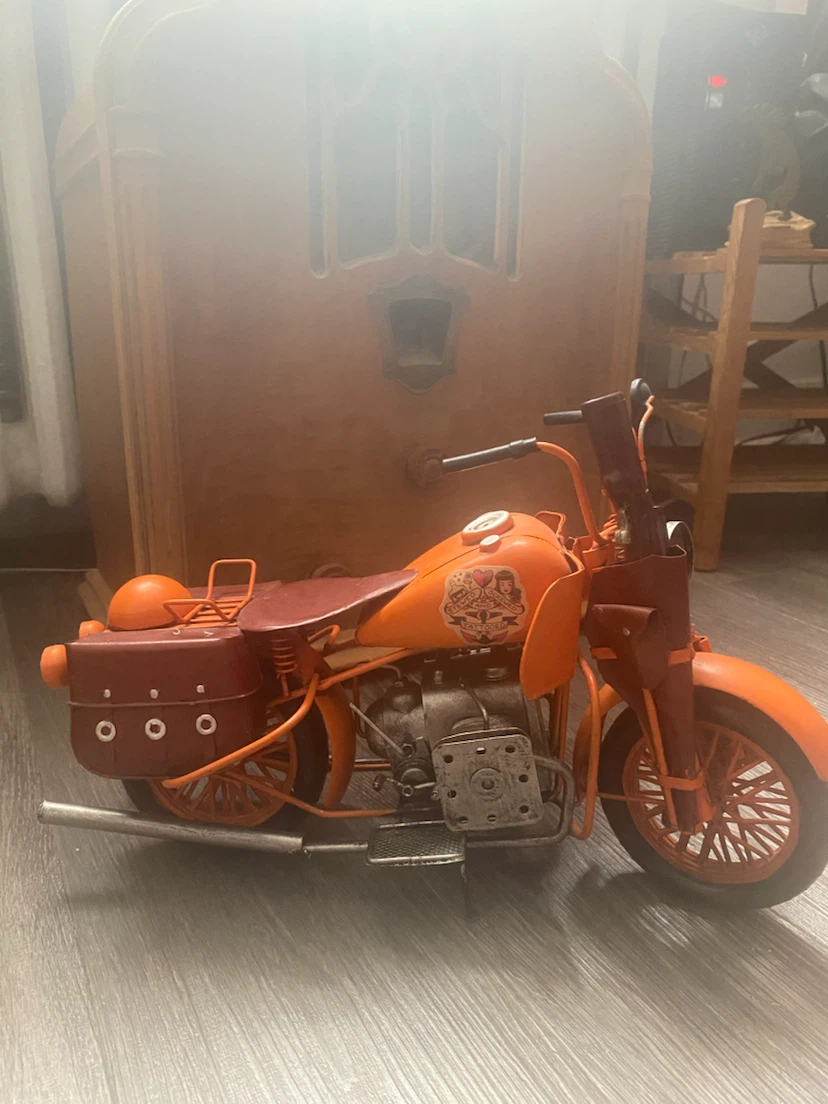 Motorcycle wine bottle holder