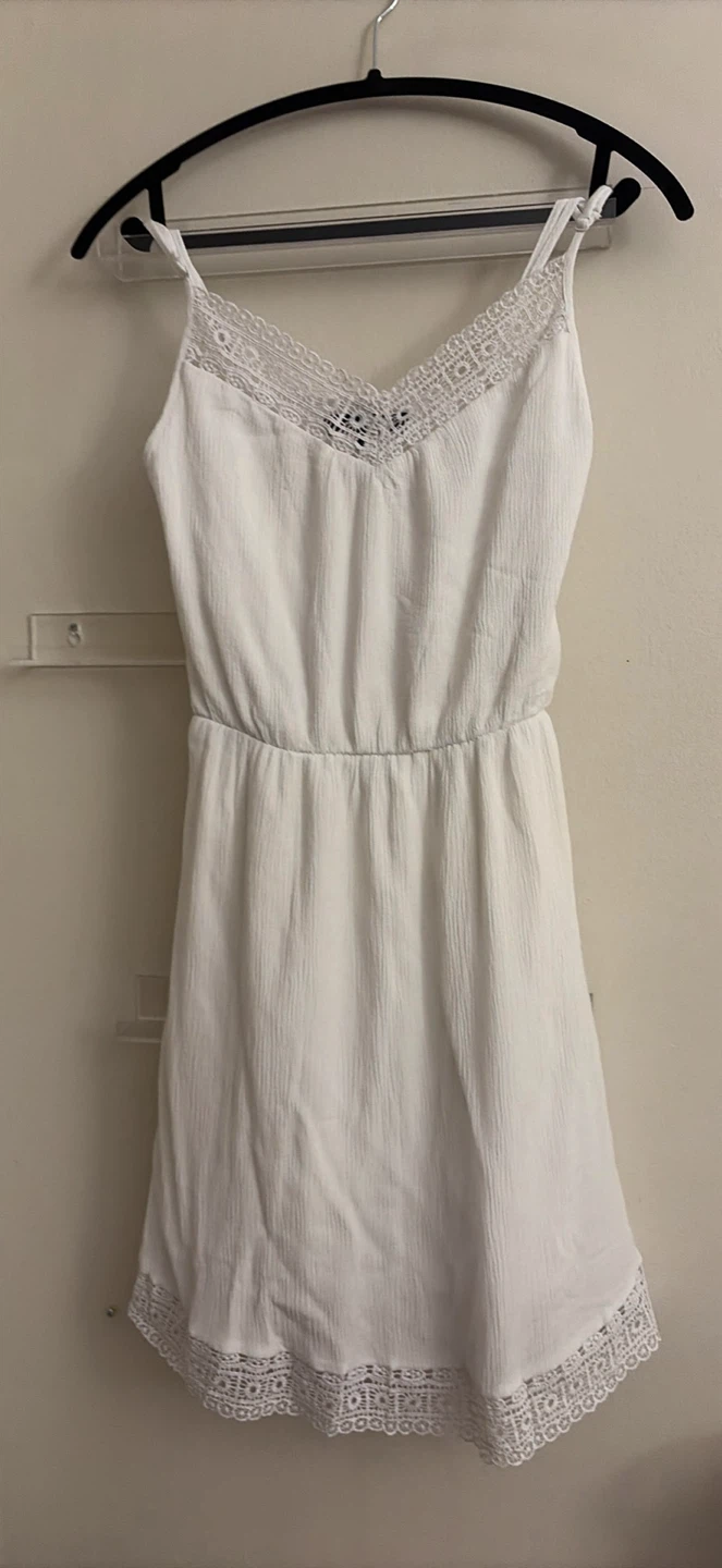 🤍White Lace Trim Sleeveless Summer Dress size extra small