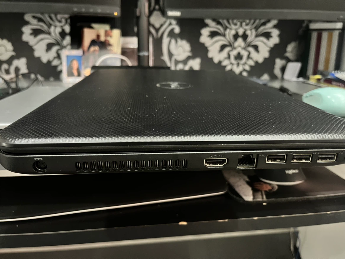 Dell Laptop Inspirion 3537 - photo 2