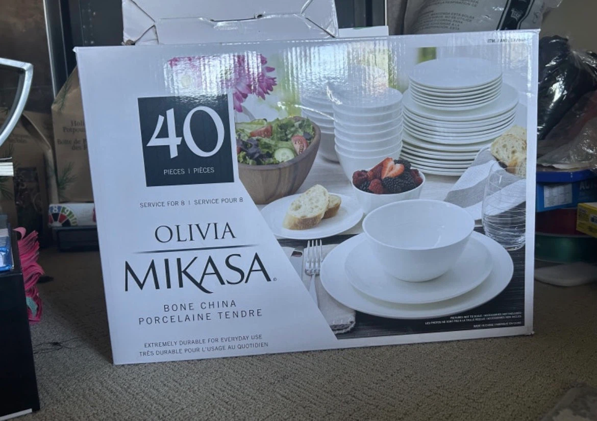 New 40 Piece Mikasa Olivia Elegant Bone China Dinnerware Set - photo 2