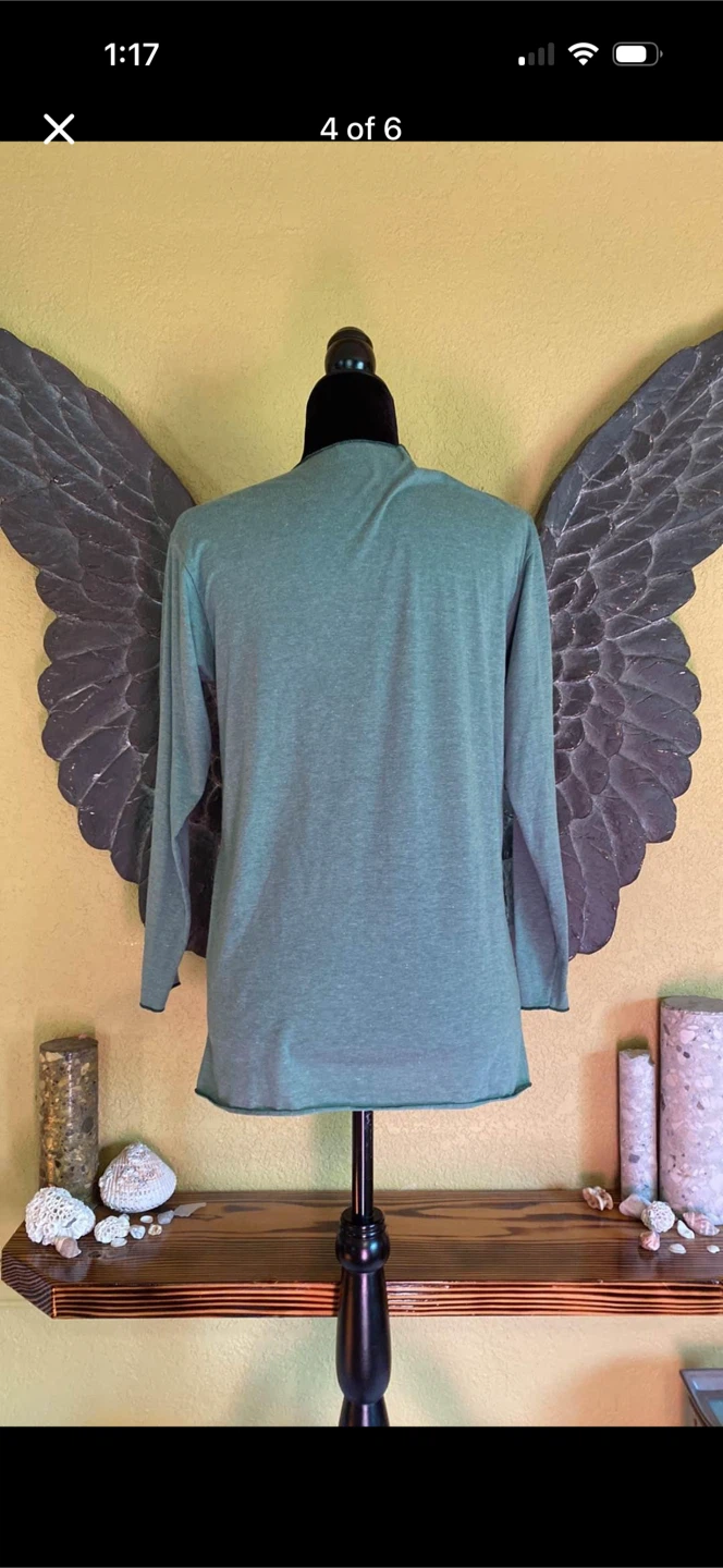 T&O Long-sleeve V-neck Shirt - photo 5