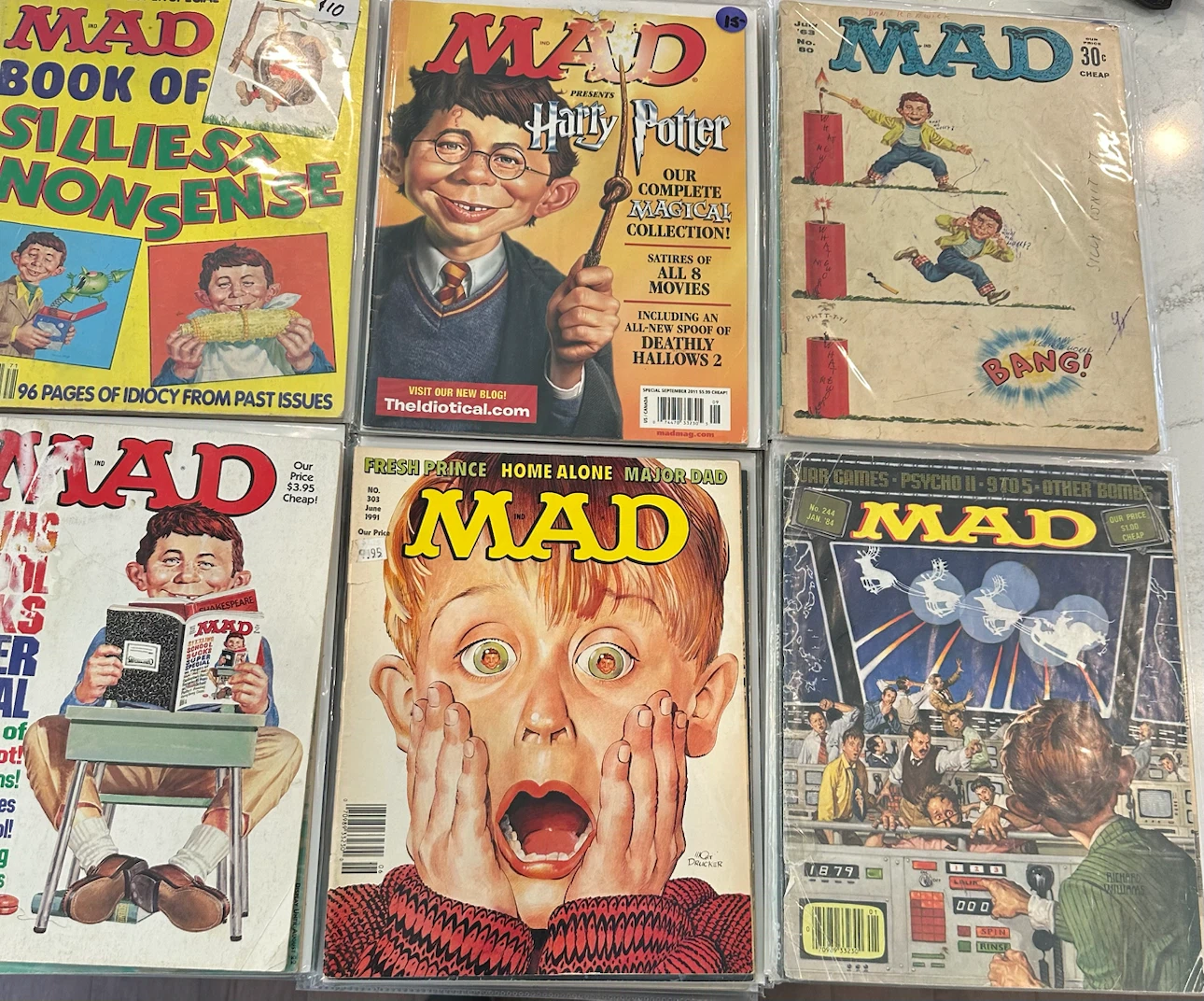 Large Collection of Vintage MAD Magazine Issues - photo 5
