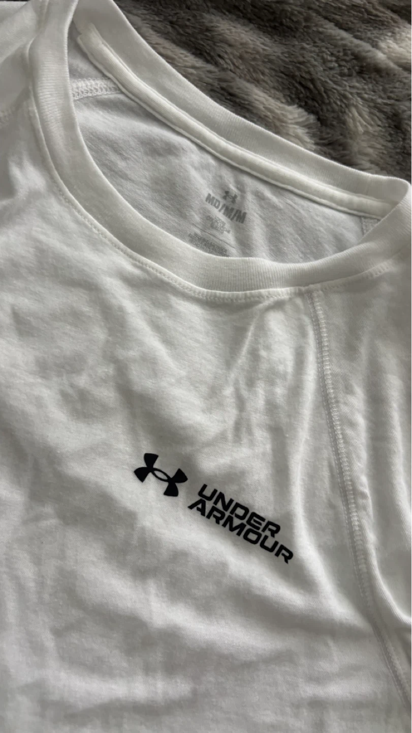 Under Armour white long sleeved workout top - photo 3