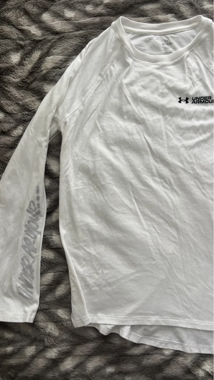 Under Armour white long sleeved workout top