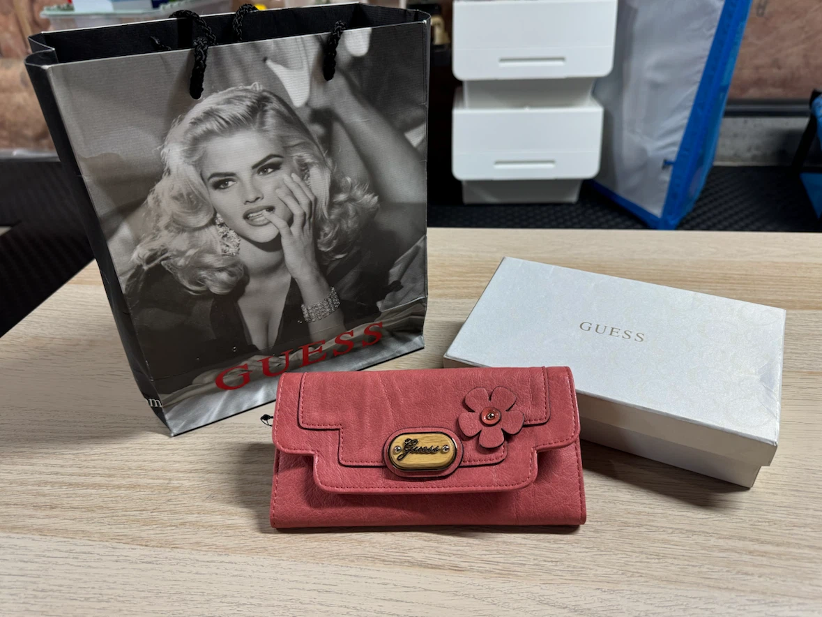 Guess Wallet - Pink - photo 2