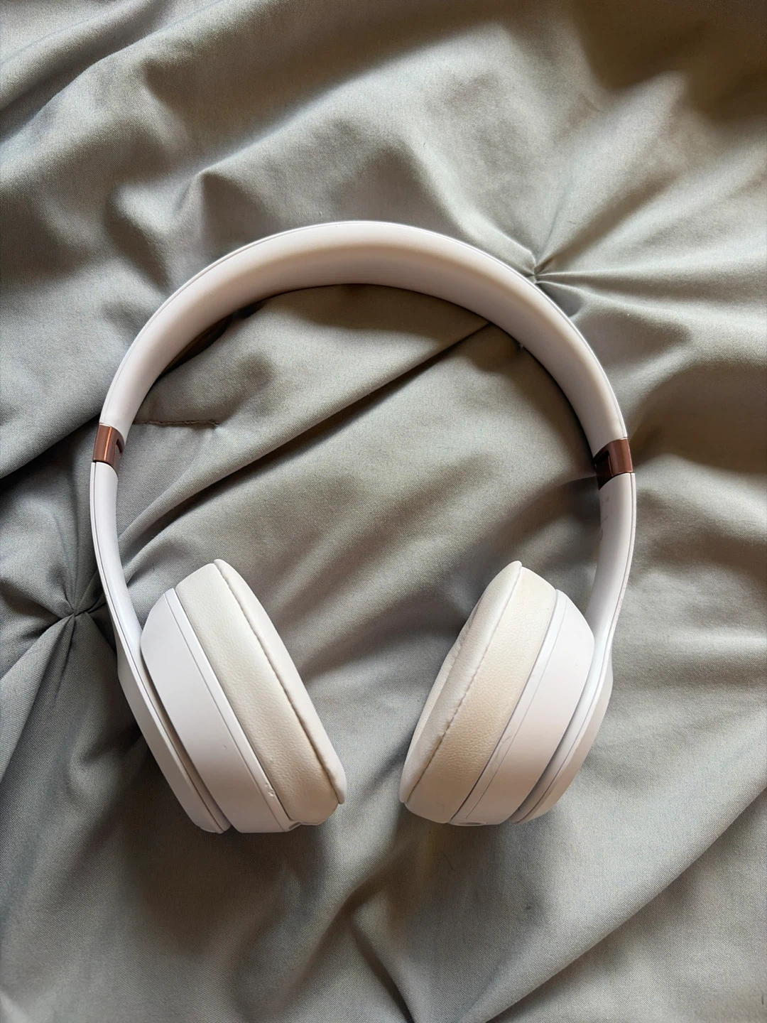 Beats Solo Headphones - White and Rose Gold - photo 4